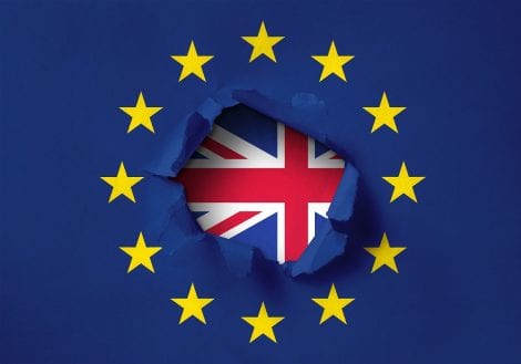 Collage con bandiera UE e Union Jack