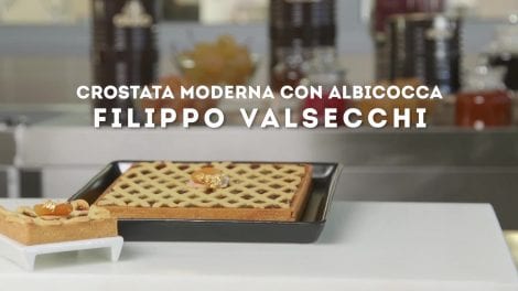 Filippo Valsecchi e la sua crostata moderna con albicocca