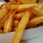 Un cartoccio di patate fritte