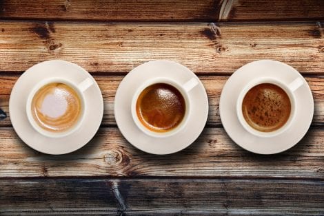 tre tazzine di caffè espresso