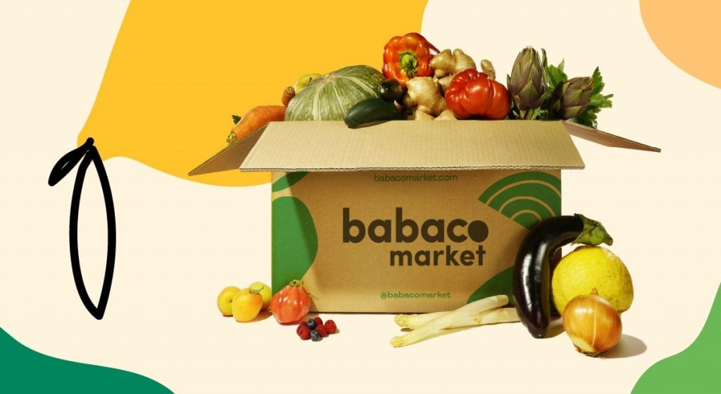 Una scatola di frutta e verdura di Babaco Market