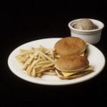 hamburger e patatine fritte