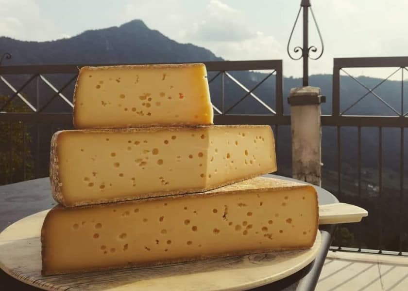 Forme di formaggio Ol Minadur