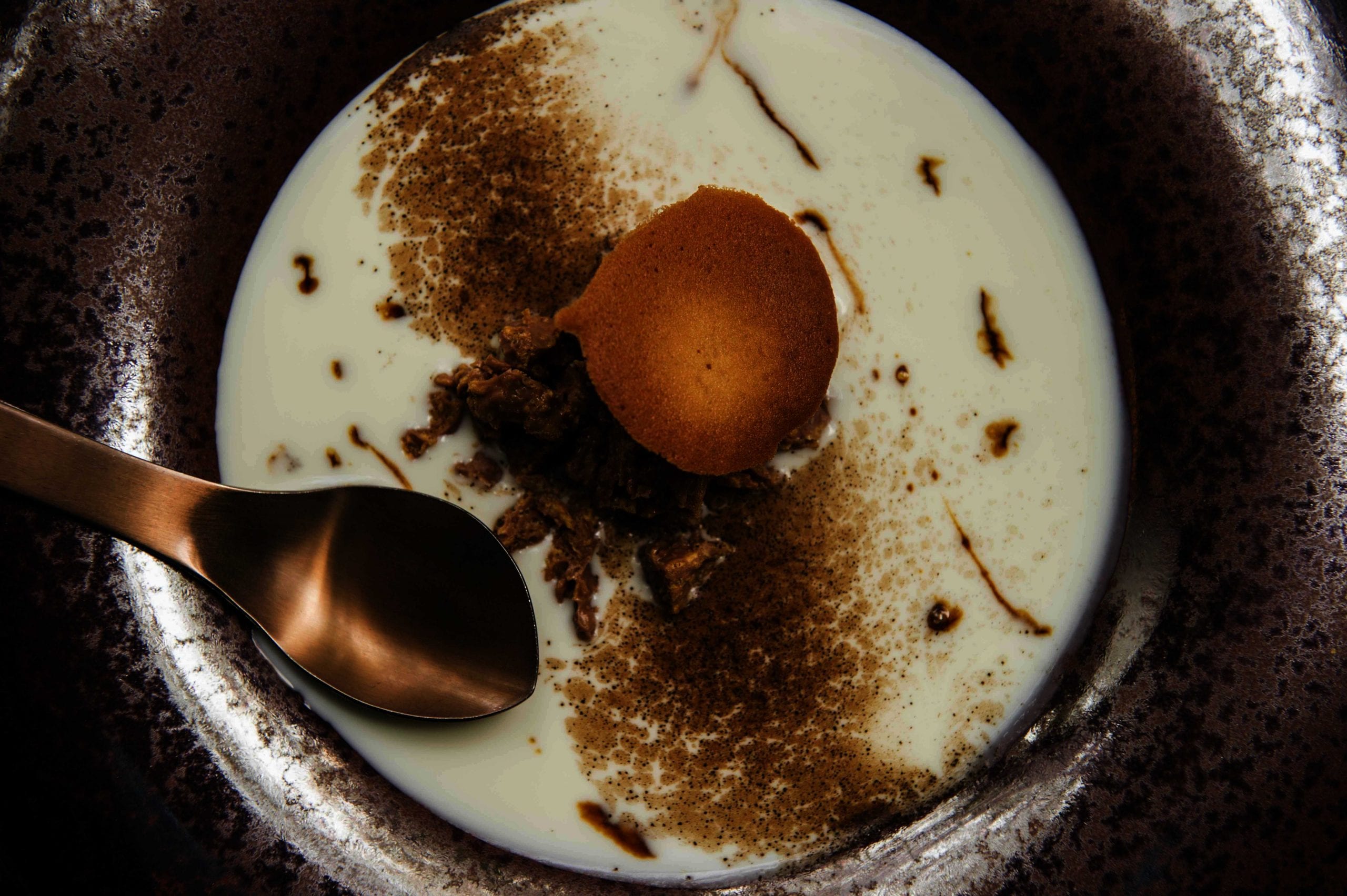 Zuppa di latte, cioccolato, caffè e carruba di Martina Caruso