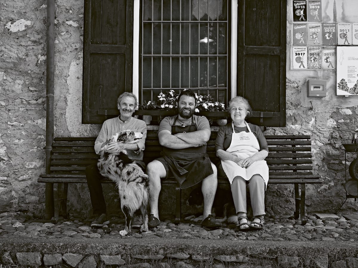 Famiglia Martini Le Frise. Foto Marco Varoli. Libro Ostinati