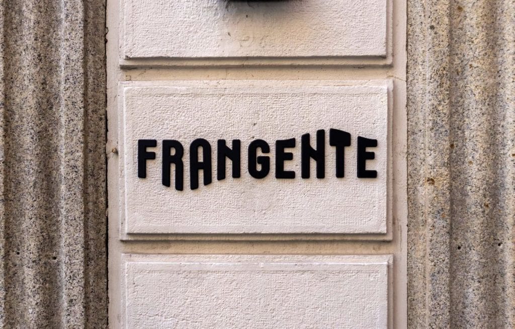 Apre il ristorante Frangente a Milano: cosa si mangia