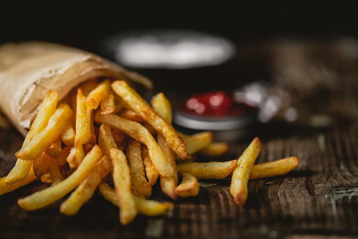 Storia delle patatine fritte, da quelle belga alle croccanti in busta - Gambero Rosso