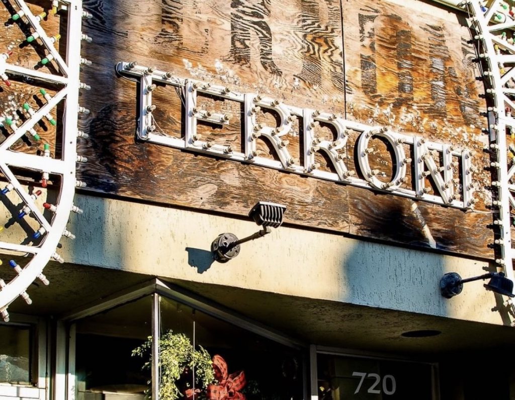 Scopri la storia di Terroni a Toronto