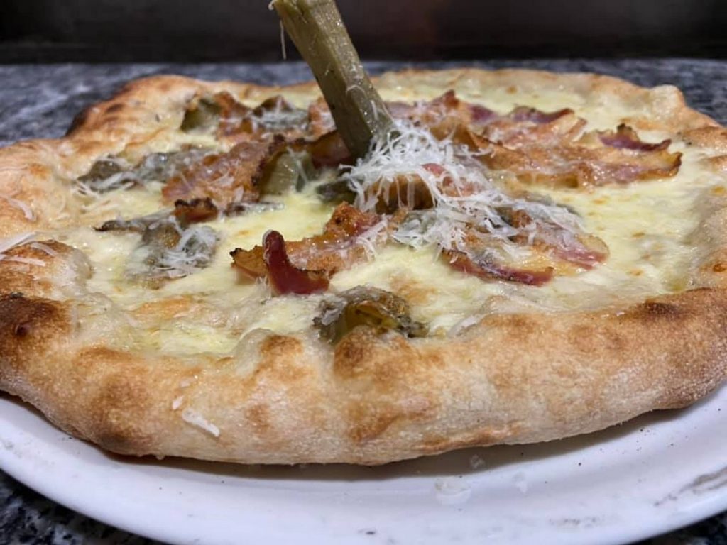 Scopri le migliori pizzerie fuori Roma