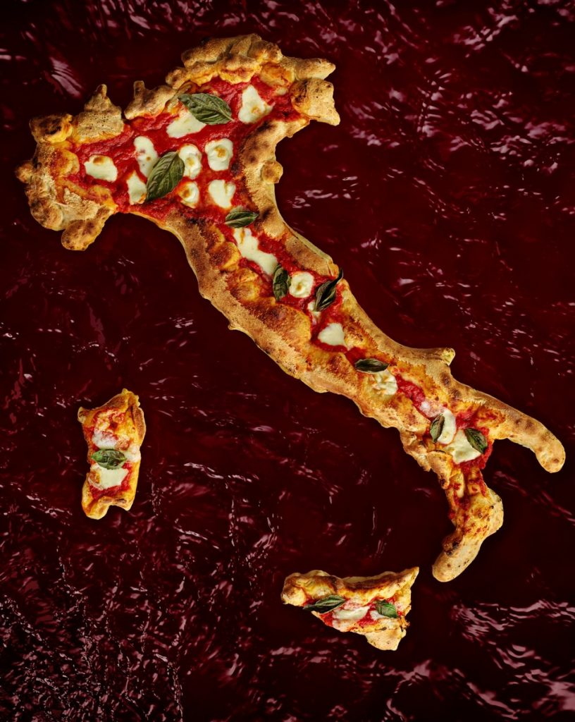 Scopri la storia di mdoernist Pizza, che esce in italiano