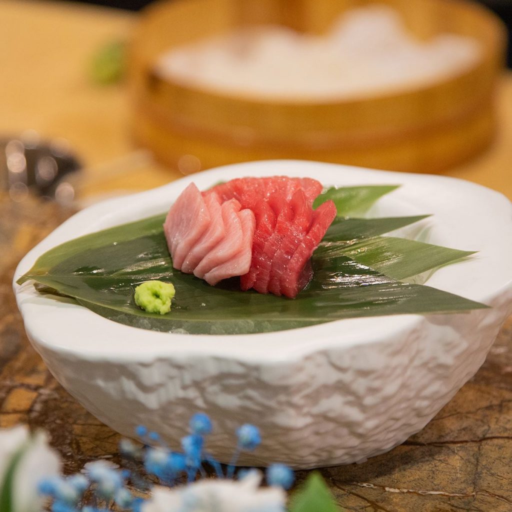 Trilogia sashimi di tonno rosso Balfego Roji Japan Fusion Restaurant di Nola e Tunateca di Barcellona