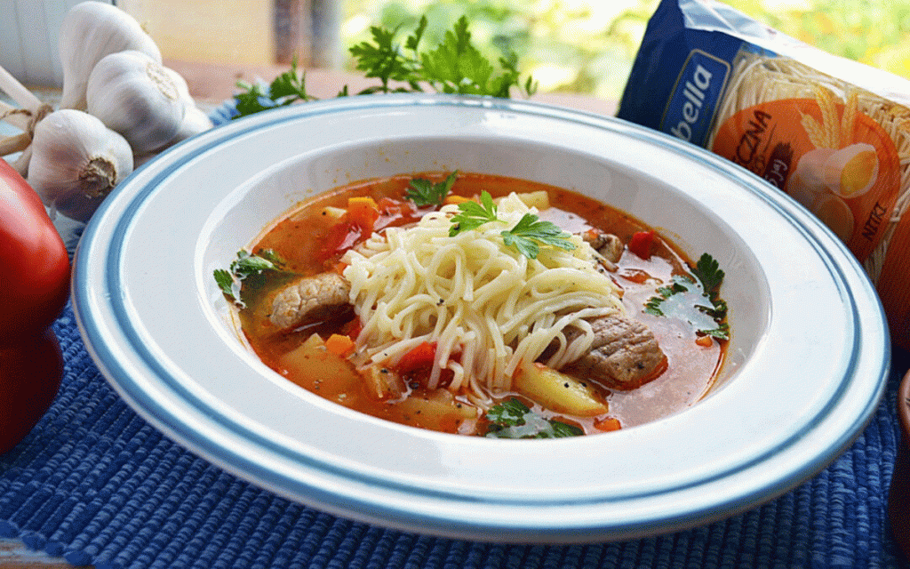 zuppa polacca con makaron polacchi