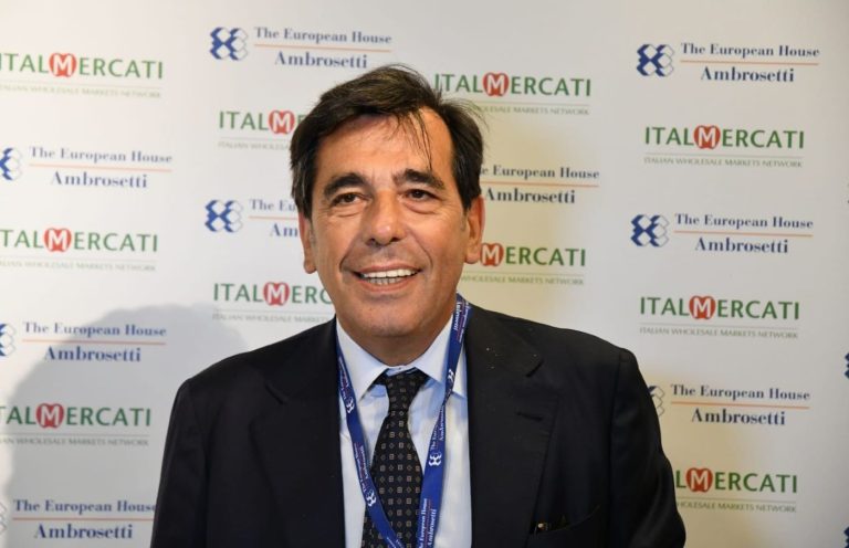 Fabio Massimo Pallottini è Presidente di Italmercati e direttore generale del CAR, Centro Agroalimentare Roma