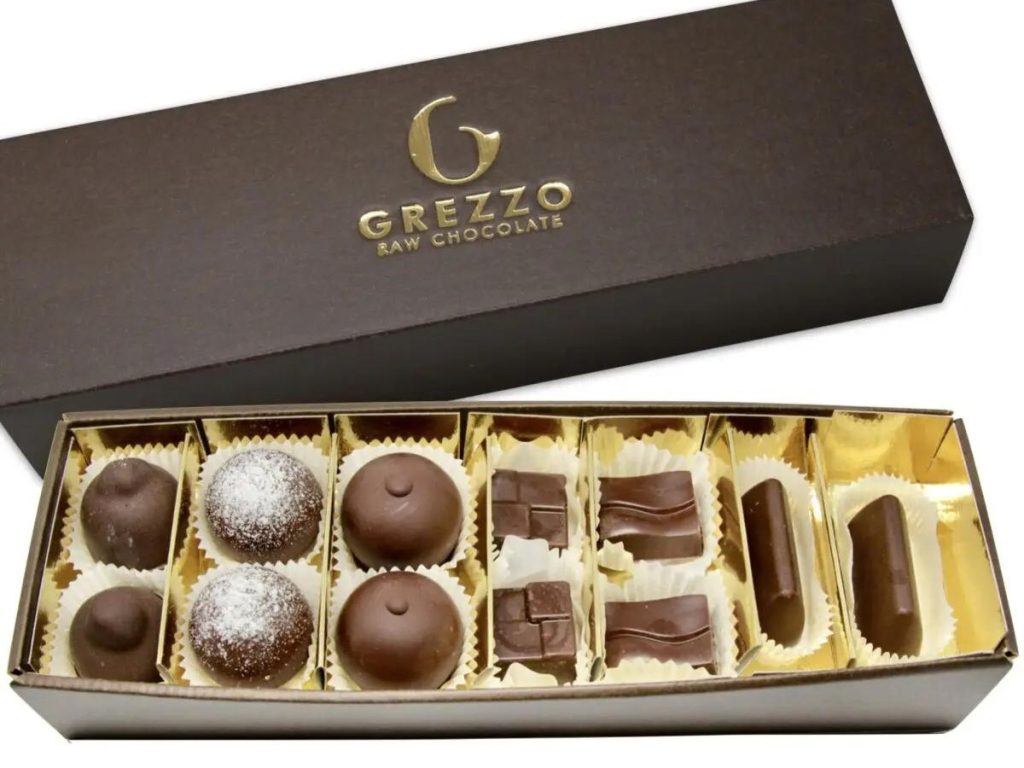 scatola di cioccolatini crudisti