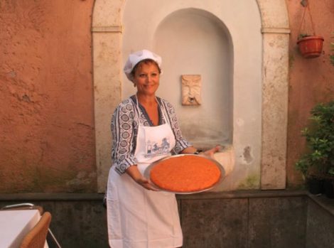 La frittata romana è senza uova: la ricetta povera (e buonissima) di una storica trattoria di Trastevere