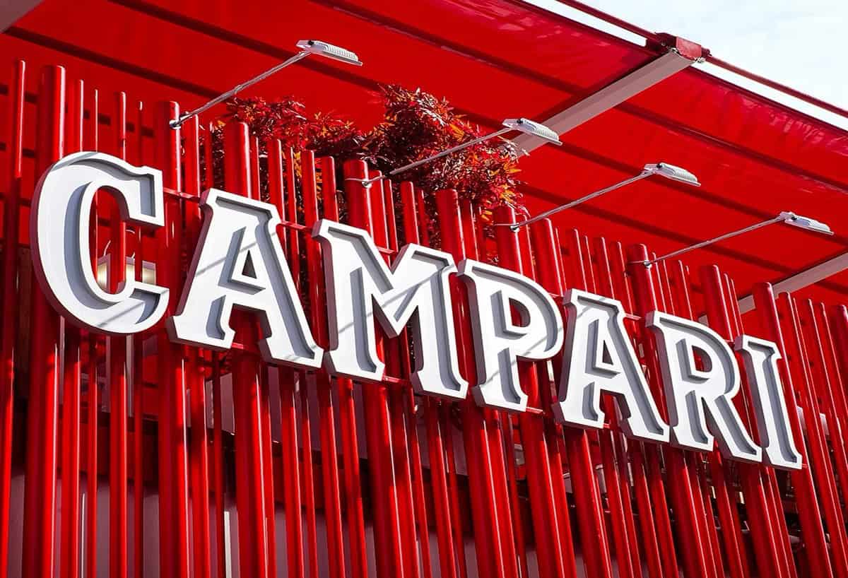 Scossone Campari: si dimette il CEO dopo soli 5 mesi. Il titolo crolla in borsa