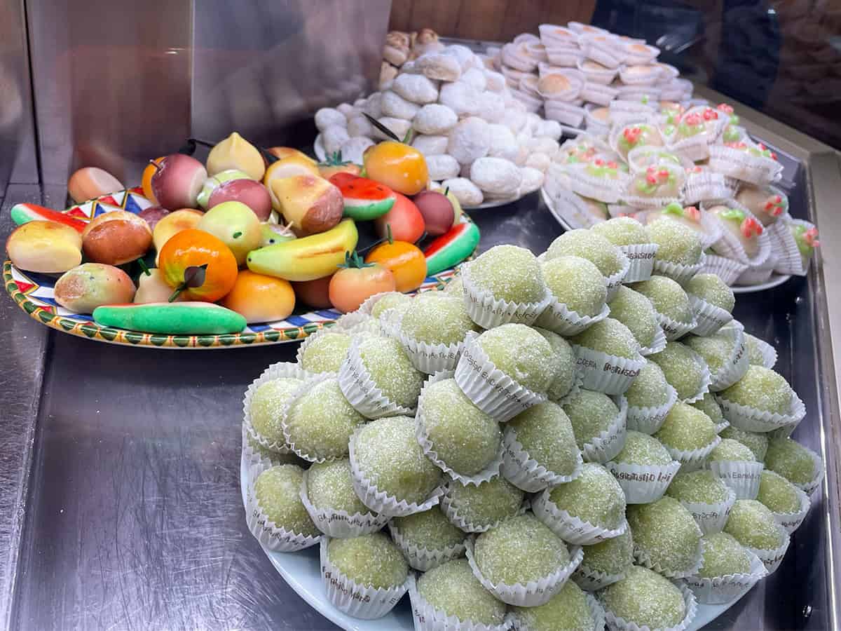 L’antica cittadina siciliana famosa nel mondo per la sua pasticceria incredibile