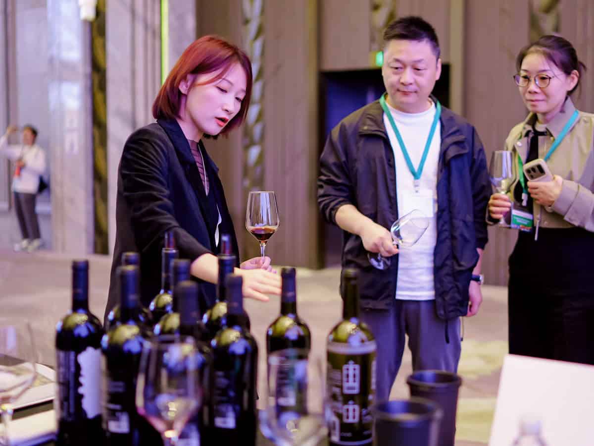 La scena vinicola cinese è tutta al femminile. Ecco come le donne guidano il vino asiatico