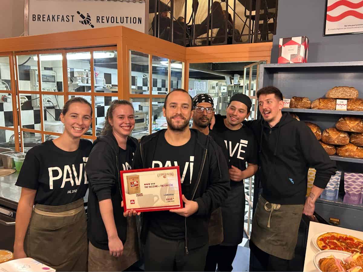 "I giovani stanno rivoluzionando il mondo del lavoro grazie ai loro no". Parlano i proprietari del bar icona di Milano