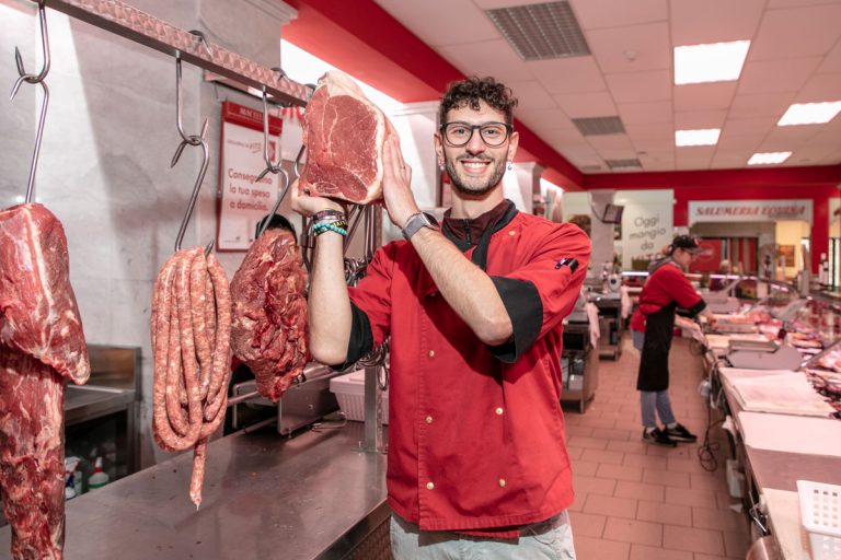 Macelleria equina a Lorenteggio