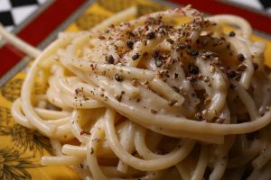 La cacio e pepe contemporanea di Antonello Colonna|NYT su la cacio e pepe di Roscioli||La carbonara di Alessandro Pipero