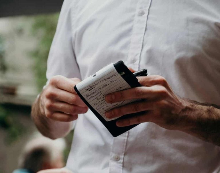 foto di Jessie McCall per Unsplash|