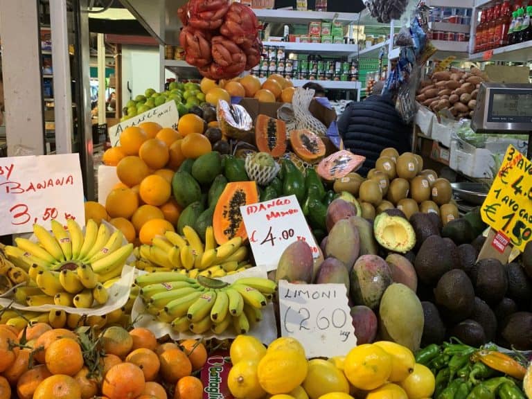 Alahakoon - Mercato di piazza San Giovanni di Dio