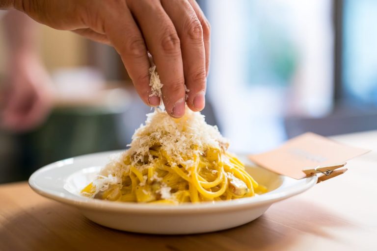 La carbonara di Luciano Monosilio. Ph Alberto Blasetti