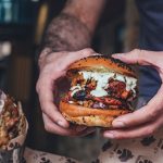 Street food a Londra: hamburger indiano di Baba G's|Club Naanwich
