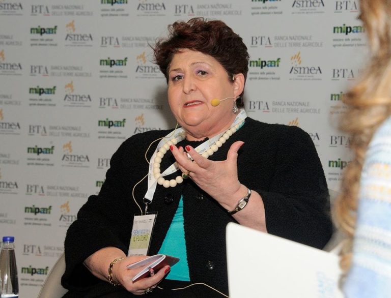 Teresa Bellanova alla conferenza Seminiamo il Futuro