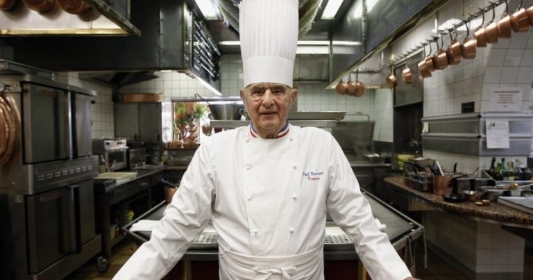 Paul Bocuse nella sua cucina||auguste-gusteau-ratatouille