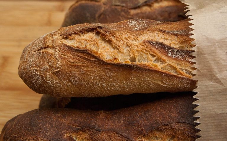 Pane sospeso