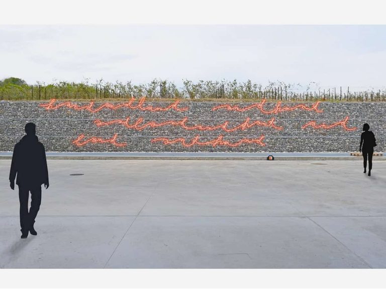 Ca del Bosco - Premio Scultura 2023 - Hand-and-land di Irene Coppola