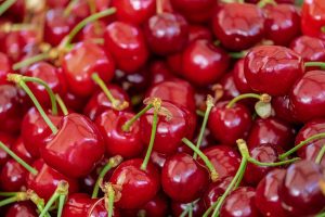 Scopri frutta e verdura di stagione di giugno
