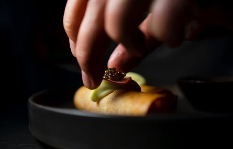 Come degustare il caviale - Caviar Giaveri||||Allevamento di storione Caviar Giaveri|Come servire il caviale - Caviar Giaveri||Come servire il caviale - Caviar Giaveri|Genny