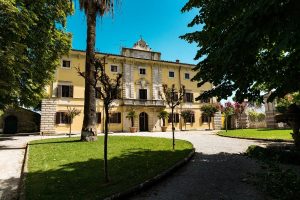 La tenuta Tenimenti d'Alessandro|La sala di Creta Osteria|La carbonara di Pipero||Alessandro Pipero