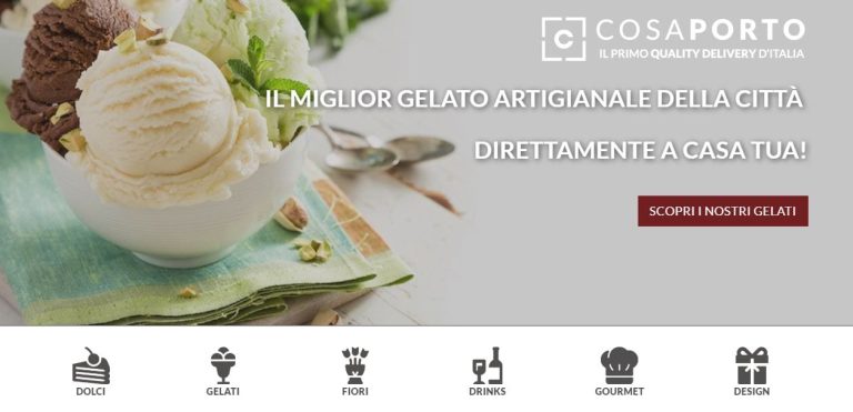 cosaporto||Cosaporto - consegne a domicilio|Persona con in mano un tablet che indica il sito di Cosaporto