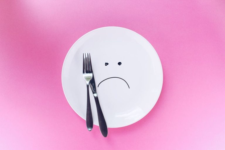 Disturbi alimentari|Disturbi alimentari|Disturbi almentari|Dieta|fiocco lilla