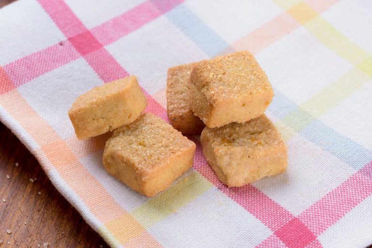 I frollini di Cotti in Fragranza|Crema di nocciole|Mandorle e nocciole pralinate|I prodotti dell'economia carceraria|Taralli Campo dei Miracoli|Pasta Ucciardone