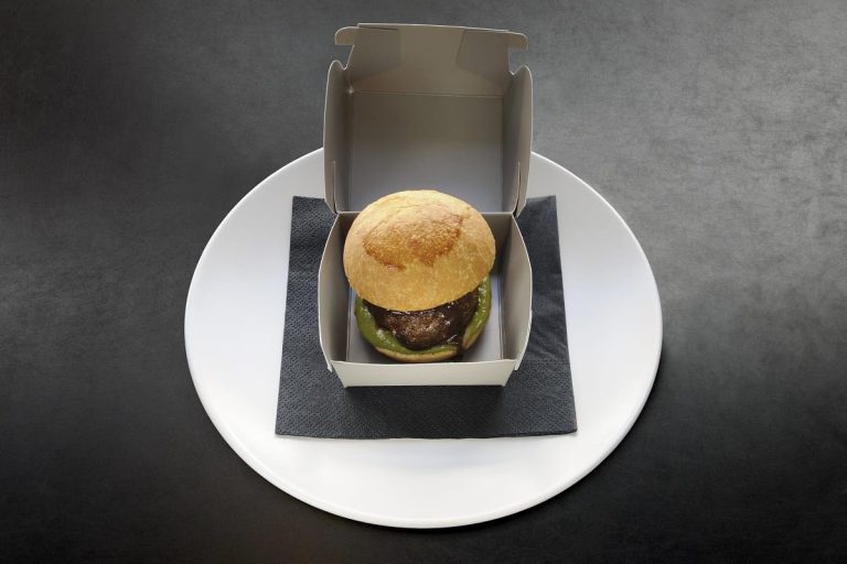 L'Emilia Burger delivery|Emilia Burger Box|Istruzioni per i fusilli di Franceschetta58|Zuppa inglese