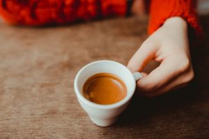 Scopri i 10 falsi miti sul caffè||||||