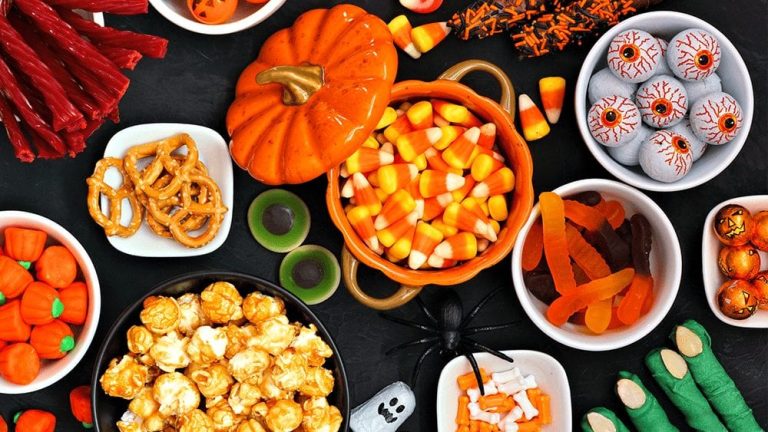 Dolcetti di Halloween|Gli snack per Halloween di Hershey|Dolcetti homemade di Halloween|Pumpkin Spice Coffee di Dunkin Donuts