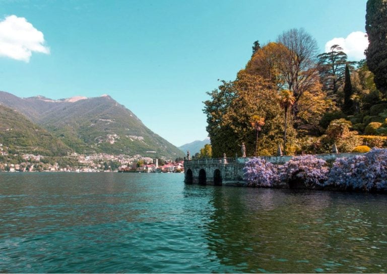 lago-di-como-credit-stefano-borghesi-fotografo-4.jpg|Lago di Como|Prodotti tipici della bottega Le Specialità Lariane|Lago di Como. Davide Maci di The Market Place|Lago di Como. Federico Beretta - Feel|Mandarin Oriental Lago di Como|Lago di Como. Feel - Risotto con lumache