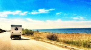 L'apecar di Mozzapella sul litorale salentino||