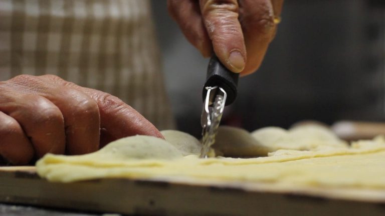 |Campo di Giove pasticceria||Campo di Giove pasticceria|Campo di Giove pasticceria|Campo di Giove pasticceria