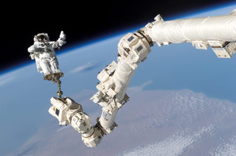 La nasa vuole migliorare la dieta degli astronauti|Astronauta