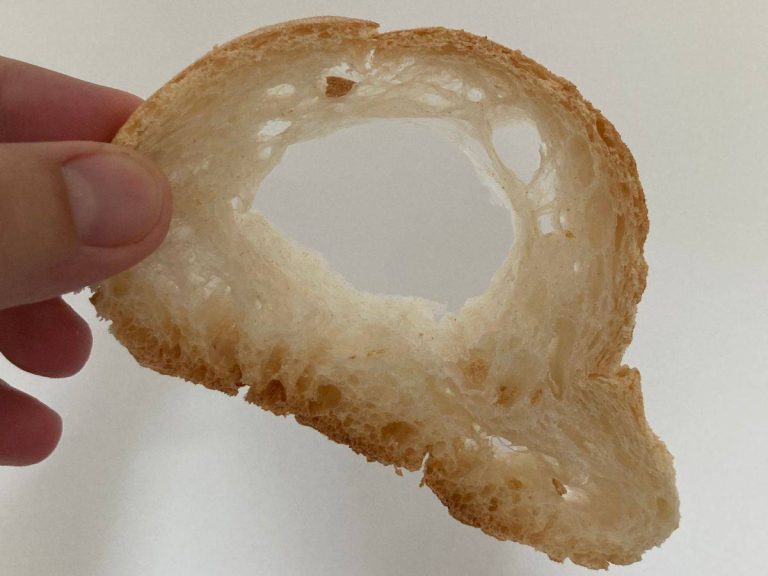 ||Il pane acquistato dall'autore del pezzo in un supermercato di Sirolo