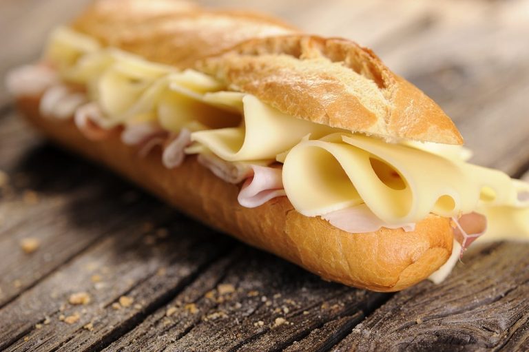 panino prosciutto e formaggio