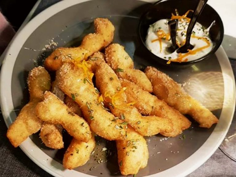 ricetta straccetti di pizza fritta