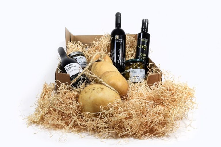 Pacco Porto Sicuro Lazio|Conserve Macelleria Rossi|Formaggi e latte Frisona|Prodotti laziali di Porto Sicuro|Uliveto nel Lazio